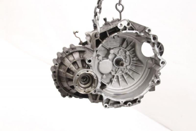 Getriebe 5 Gang 02K301107J VW GOLF 4
