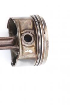 Preview: Kolben 078107065AF Audi A6 Avant C5