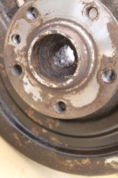 Preview: Achsschenkel hinten rechts 7E0501072 VW T5 BUS