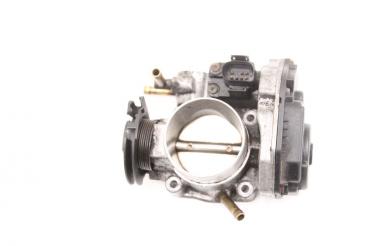 Drosselklappenstutzen 06A133064J Audi A3 8L
