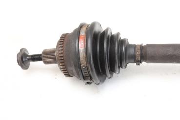 Preview: Antriebswelle vorn links 8A0407271AE Audi 80 89