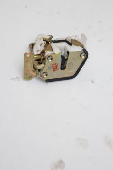 Türschloß hinten rechts MR313410 Mitsubishi PAJERO SPORT K74