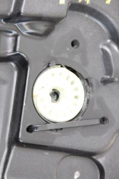 Preview: Fensterheber elektrisch hinten rechts BP4K7297X Mazda 3 BK