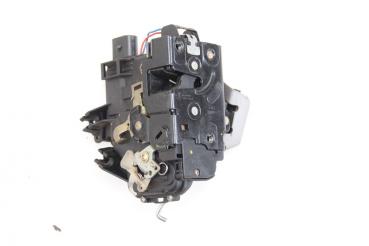 Preview: Türschloß hinten links 4B0839015G Audi A6 Avant C5