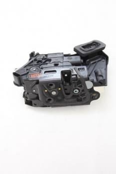 Türschloß vorn rechts 5K1837016B VW POLO 5 6R