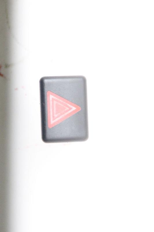 Schalter Warnblink 8E0941509 Audi A4 Avant 8E B7