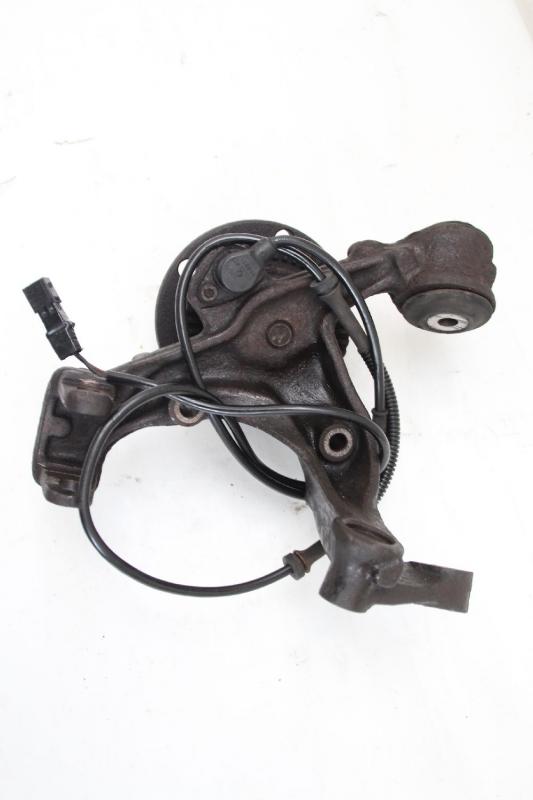 Preview: Achsschenkel hinten links 8E0505431AF Audi A4 Avant 8E B7