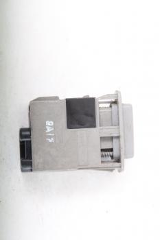 Preview: Schalter Sitzheizung TC8766420 Mazda XEDOS 9 TA