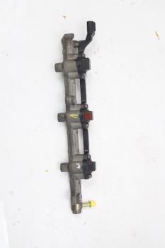 Einspritzeinheit KL01131F0B Mazda XEDOS 9 TA