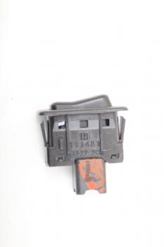Preview: Schalter Sitzheizung GJ6A66420 Mazda CX 7