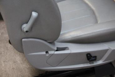 Preview: Sitz vorn rechts 68020714AA Chrysler 300C TOURING