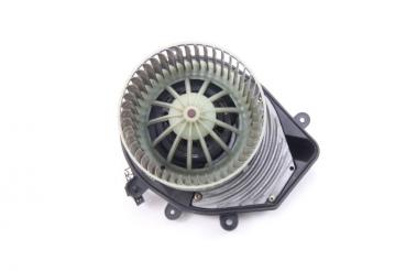 Heizgebläsemotor 8A1820021 Audi A4 Avant 8D B5