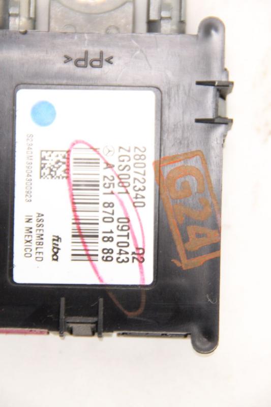 Preview: Antennenweiche 2518701889 Mercedes M-KLASSE W164