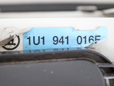 Preview: Scheinwerfer rechts 1U1941016E Skoda OCTAVIA 1 1U