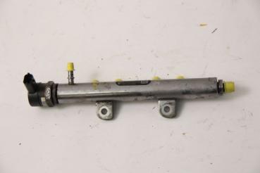 Preview: Diesel Verteilerrohr 1570Q5 Citroen C5 Break RW