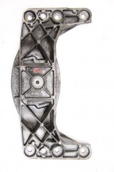 Getriebehalter 22316761106 BMW 5er Touring E61
