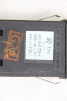 Schalter Warnblink 3B0953235E VW PASSAT 3B