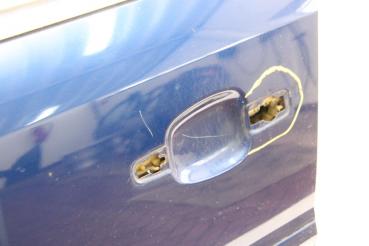 Preview: Tür vorn links 93186031 Opel VECTRA C Caravan
