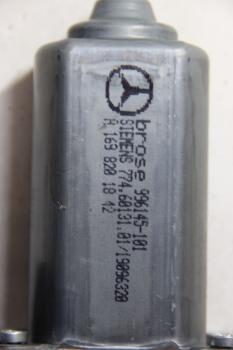 Preview: Fensterheber-Motor vorn rechts 1698281842 Mercedes B-KLASSE W245