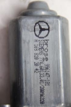 Preview: Fensterheber-Motor hinten rechts 1698282042 Mercedes B-KLASSE W245