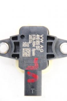 Preview: Airbag Sensor vorn links 4H0955557 Audi A8 4H D4