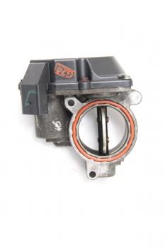 Drosselklappenstutzen 057128063E Audi A8 4H D4