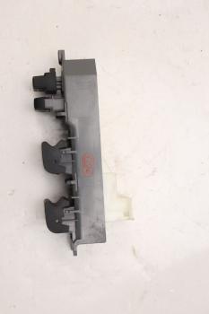 Preview: Schalter Fensterheber vorn links 8482042190 Toyota RAV4 3 SA CA