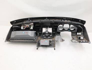 Preview: Armaturenbrett UR7960401E30 Mazda BT 50 UN