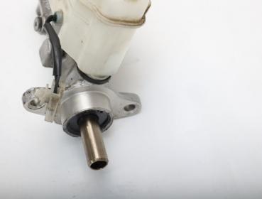 Preview: Hauptbremszylinder UR7943400 Mazda BT 50 UN