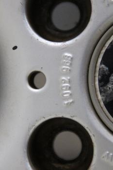 Preview: Felge Alu/Leichtmetall hinten rechts 1092968 BMW 3er Compact E36