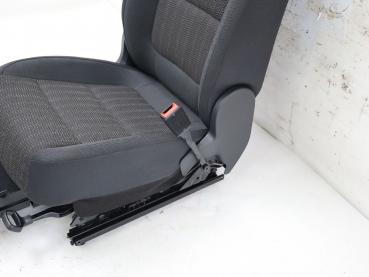 Preview: Sitz vorn rechts 5N0881406BP VW TIGUAN 1