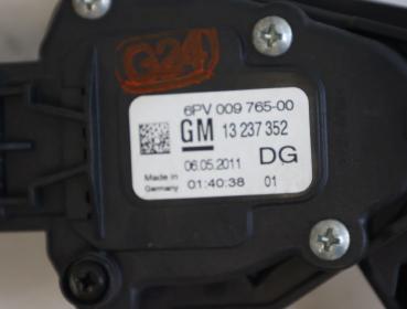 Preview: Gaspedal 13237352 Opel INSIGNIA A