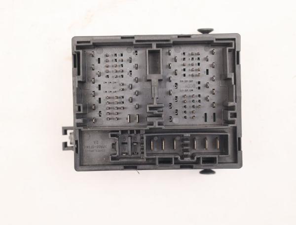 Preview: Sicherungskasten P68068355AE Fiat FREEMONT