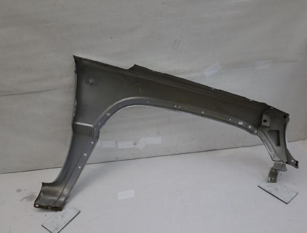 Preview: Kotflügel vorn links 55177101AD Jeep CHEROKEE 2 KJ