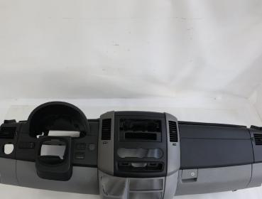 Armaturenbrett Mercedes SPRINTER II Kasten (906) (6.06-9.13) 313 CDI