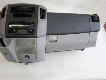 Preview: Armaturenbrett Mercedes SPRINTER II Kasten (906) (6.06-9.13) 313 CDI
