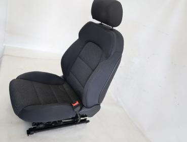 Preview: Sitz vorn rechts 1K0881158D Audi A3 Sportback 8P