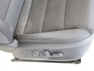Preview: Sitz vorn rechts 1K0881158D Audi A3 Sportback 8P