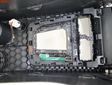 Preview: Mittelkonsole 5E1863046 Skoda OCTAVIA 3 5E