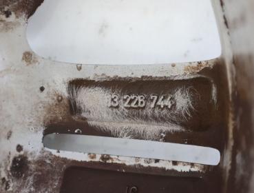 Preview: Felge Alu/Leichtmetall vorn rechts 13226744 Opel MERIVA A