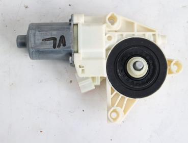 Preview: Fensterheber-Motor vorn links C13834101 Mercedes VITO 3 Kasten 447