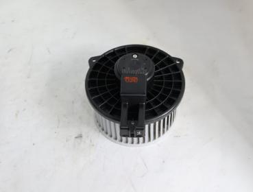 Preview: Heizgebläsemotor 8727001530 Mazda 3 BM