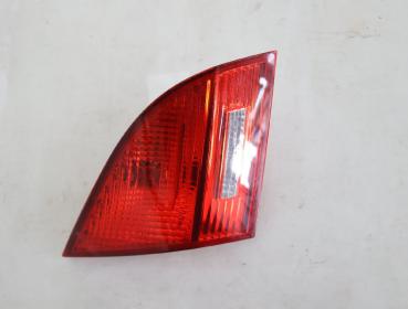 Rückleuchte links innen 924051P000 Kia VENGA