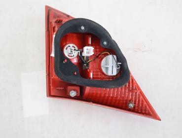Preview: Rückleuchte links innen 924051P000 Kia VENGA