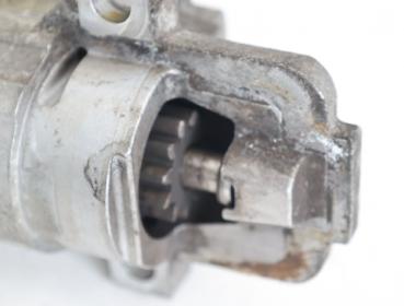 Preview: Anlasser M000T90981 Mazda 6 Kombi GY