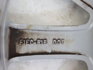 Preview: Felge Alu/Leichtmetall vorn rechts F1ECB1B Ford FOCUS 3 Turnier