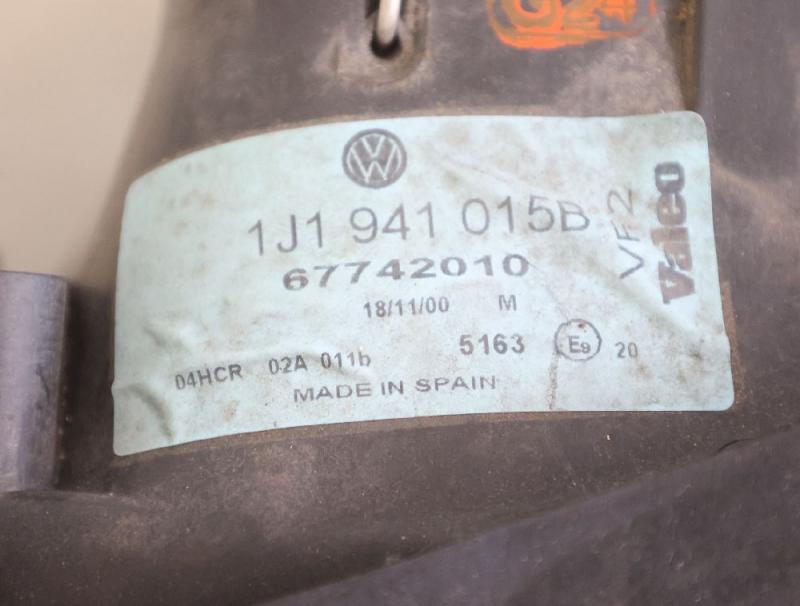 Preview: Scheinwerfer links 1J1941015B VW GOLF 4