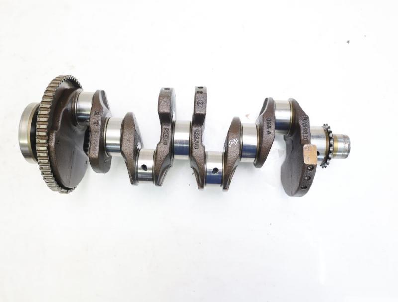 Kurbelwelle 06A105021A VW GOLF 4