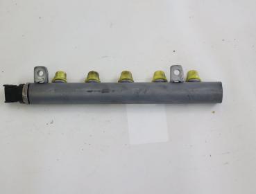 Preview: Diesel Verteilerrohr 175210542R Nissan X-TRAIL T32