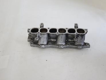 Preview: Ansaugstutzen MD333780 Chrysler STRATUS CABRIO JX